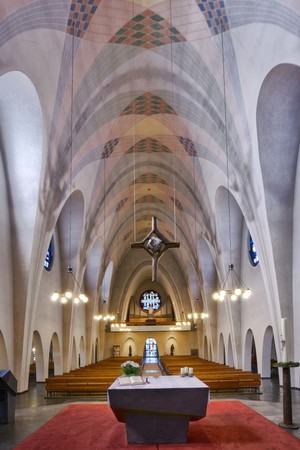 Antonius Kirche innen Berger